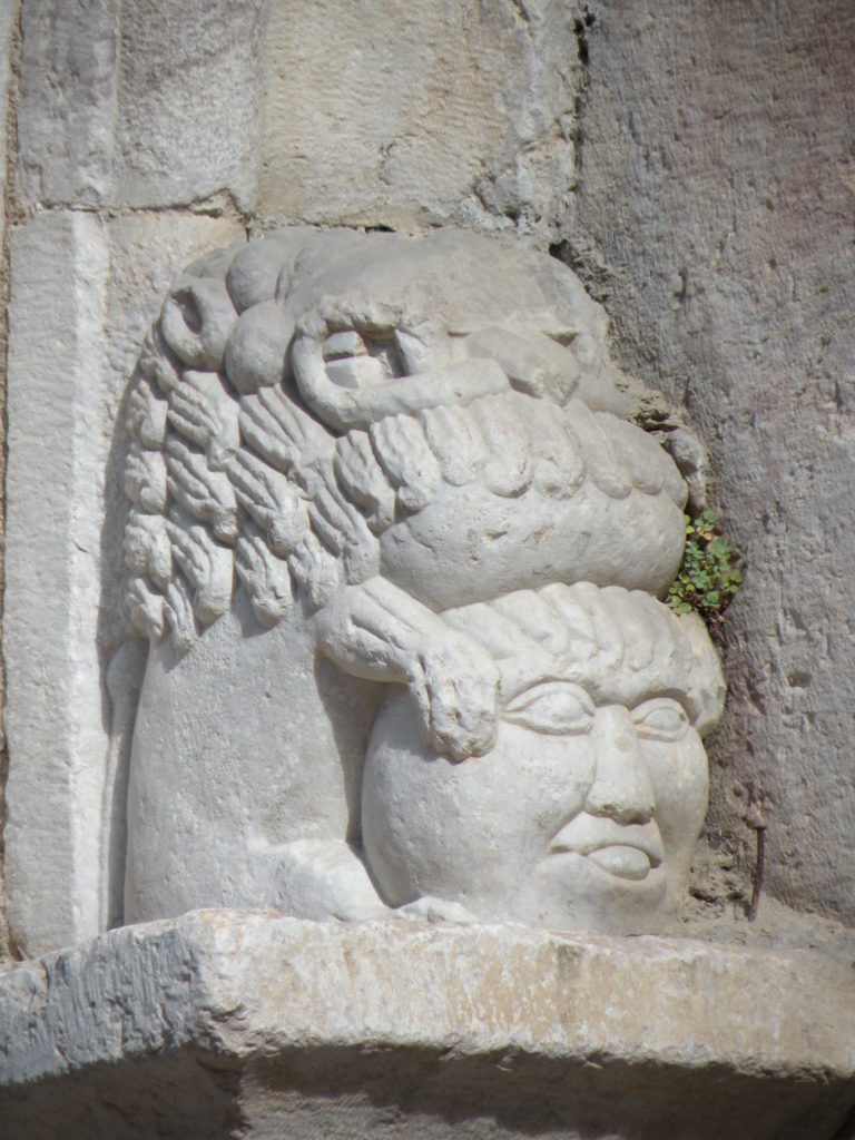 Chapiteaux romans-villefranche de Conflent